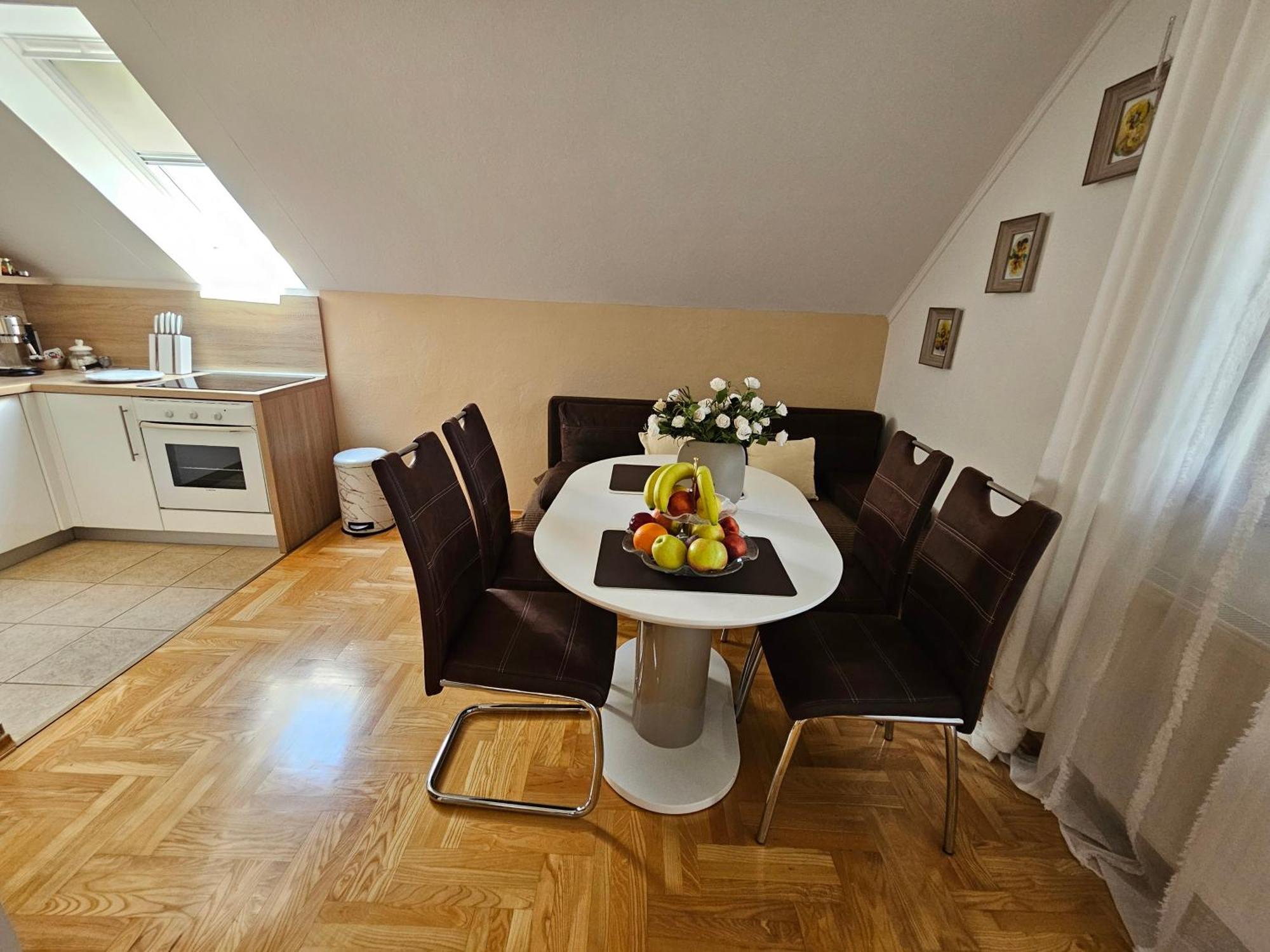 Apartment Majetic Gornji Vaganac Buitenkant foto